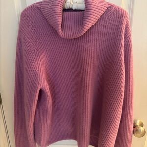 Banana Republic cashmere lilac/light purple Turtleneck Sweater